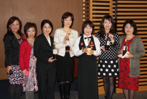 大学女子同窓会ゆりの会 新春のつどい13 が開催されました ニュース一覧 西南学院大学 福岡から全国へ 世界へ はばたく力を