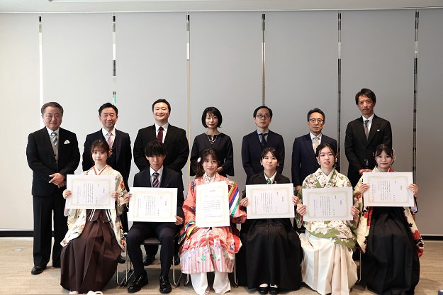 【国際文化学部】2025年度卒業論文表彰式を挙行しました