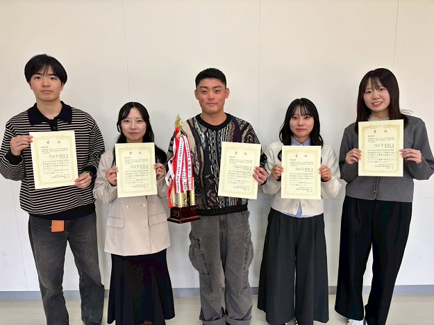 【商学部】商学分野研究奨励論文賞の受賞者が決定しました