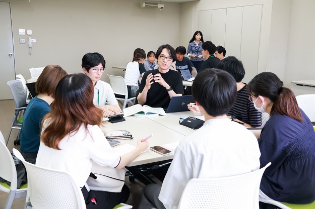 【法学部】勢一ゼミで「福岡市環境基本計画」原案について意見交換会を開催しました