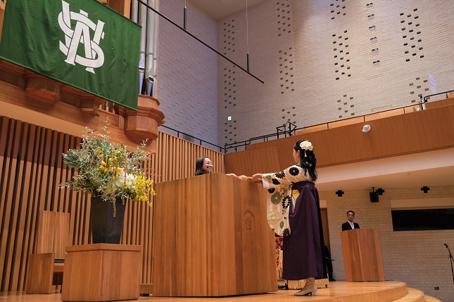 2023年度前期卒業式を挙行しました
