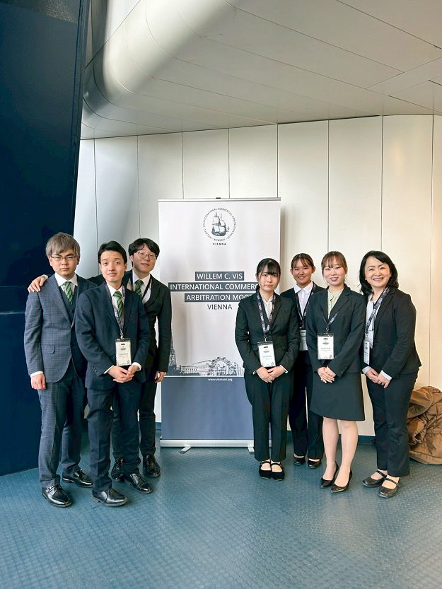 法学部「Seinan VisMoot」チームが世界大会に出場しました