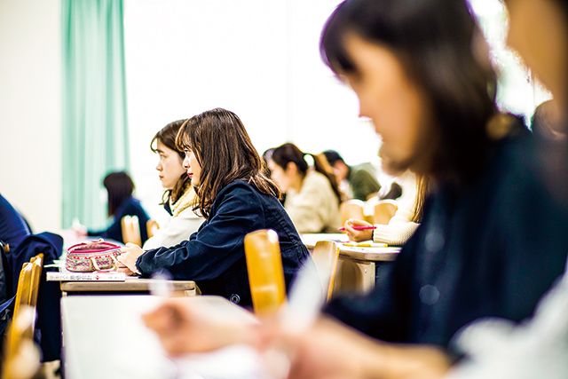 西南学院大学 商学部