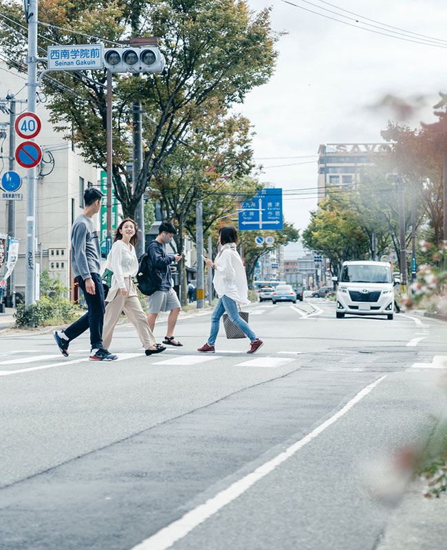トップ 西南学院大学 福岡から全国へ 世界へ はばたく力を トップ 西南学院大学 福岡から全国へ 世界へ はばたく力を